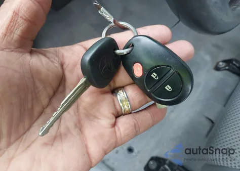 2010 Toyota Tacoma Prerunner V6 from USA, damaged, VIN 3TMJU4GN7AM101939